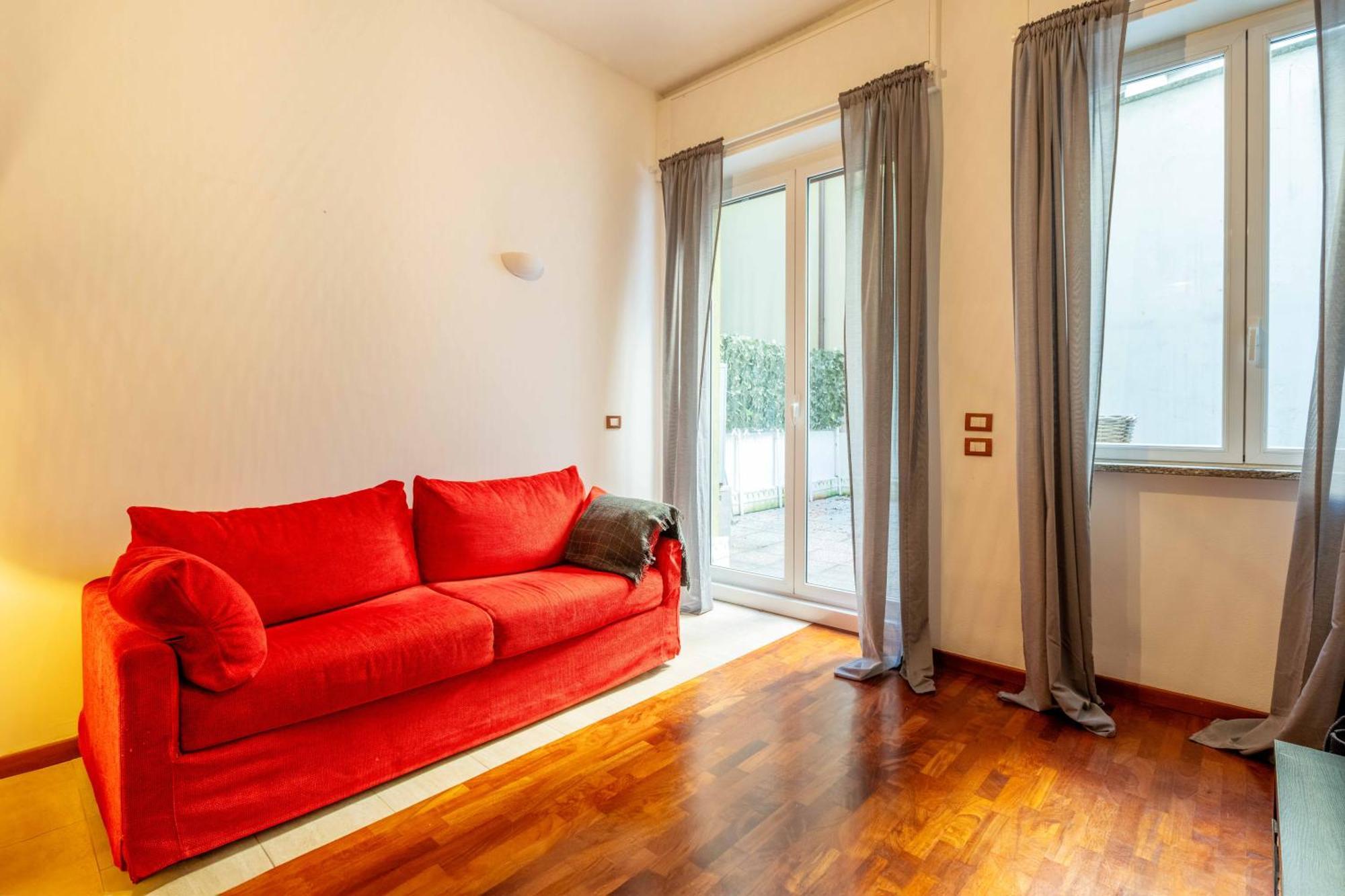 One Bedroom Apartment With Terrace Near Duomo Milan Exterior photo